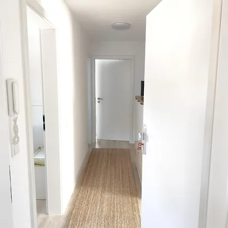3 Wohnung, Stammheim, Ruhig, Naehe Porsche Apartment