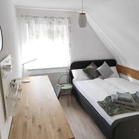 3 Wohnung, Stammheim, Ruhig, Naehe Porsche Apartment Stuttgart