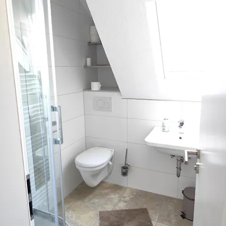 3 Wohnung, Stammheim, Ruhig, Naehe Porsche